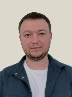 Врач-стоматолог Басов Сергей Сергеевич
