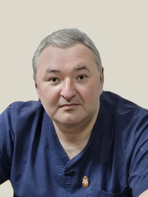 Врач-хирург Михайлов Илья Александрович